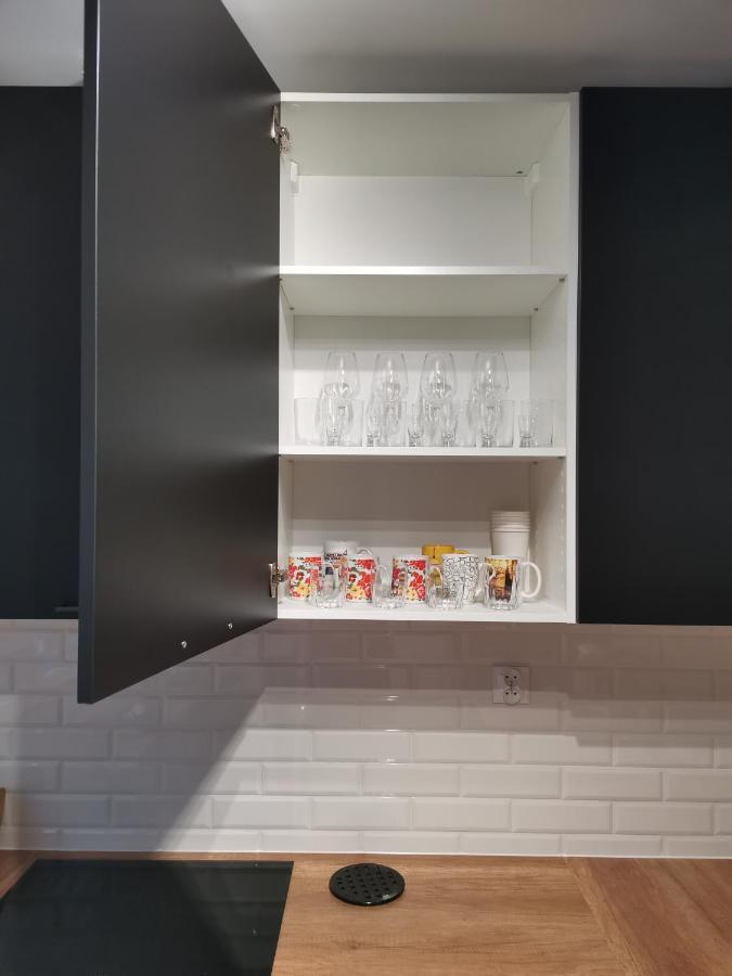 Przytulny Apartament W Wiezowcu - Centrum Miasta Podwislocze 38 เชชูฟ ภายนอก รูปภาพ