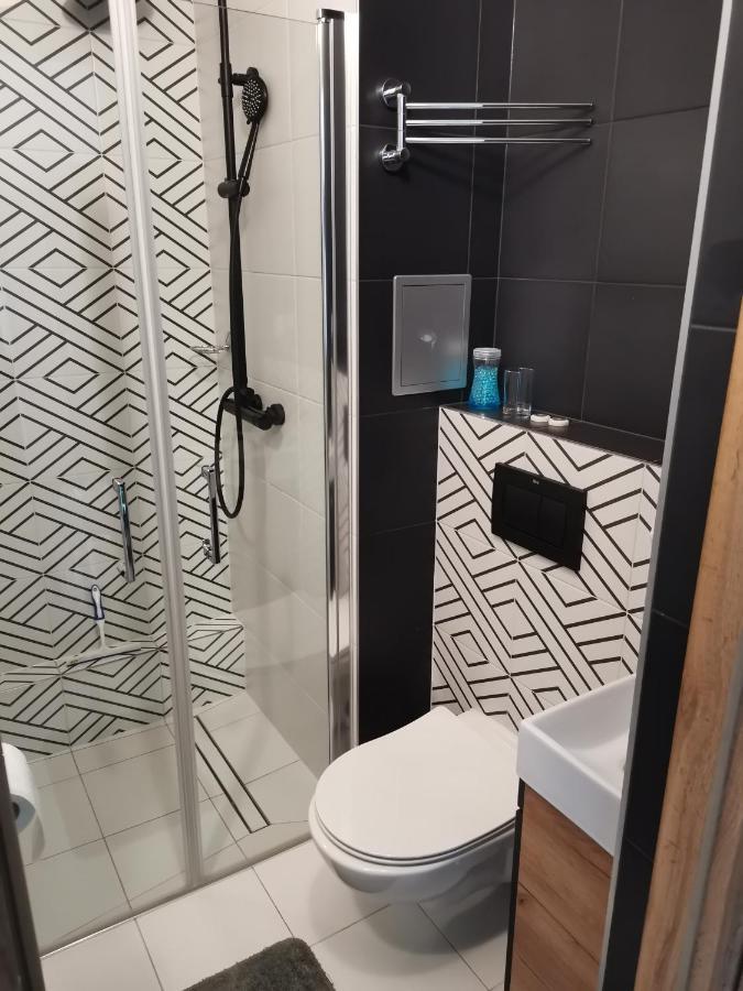Przytulny Apartament W Wiezowcu - Centrum Miasta Podwislocze 38 เชชูฟ ภายนอก รูปภาพ